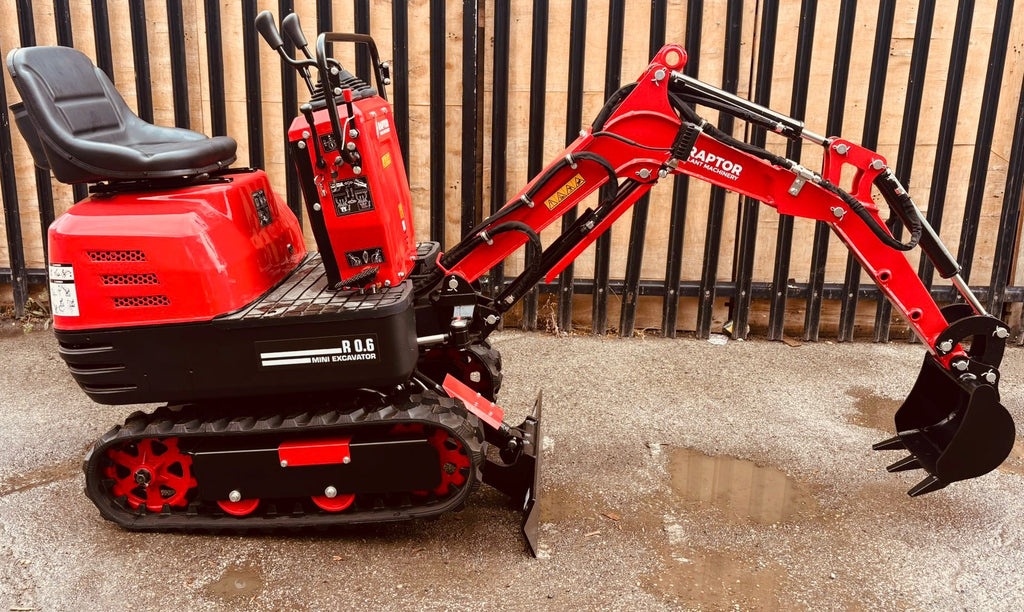 R-0.6 Mini Excavator