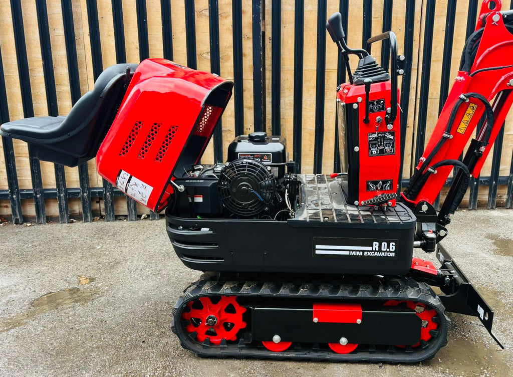 R-0.6 Mini Excavator