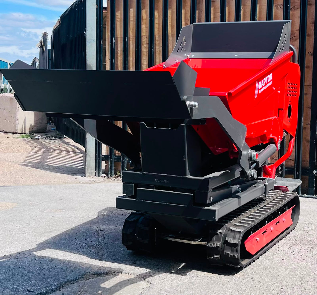 R-B05 Self Loading Tracked Mini Dumper with Hydraulic High Tip