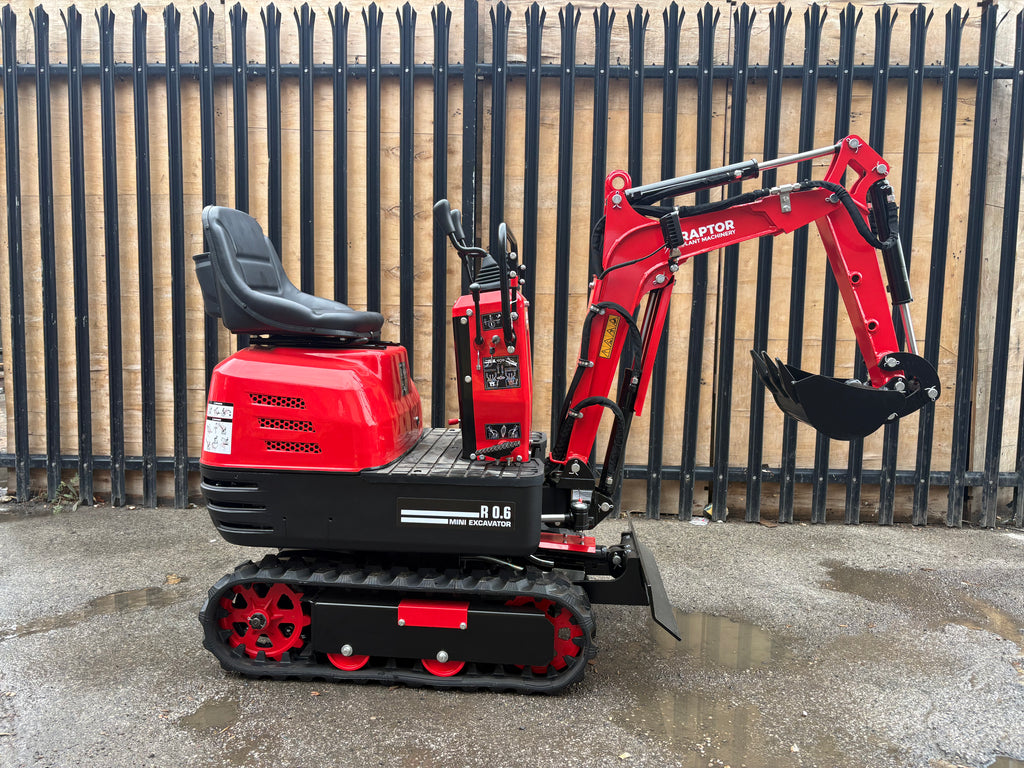 R-0.6 Mini Excavator
