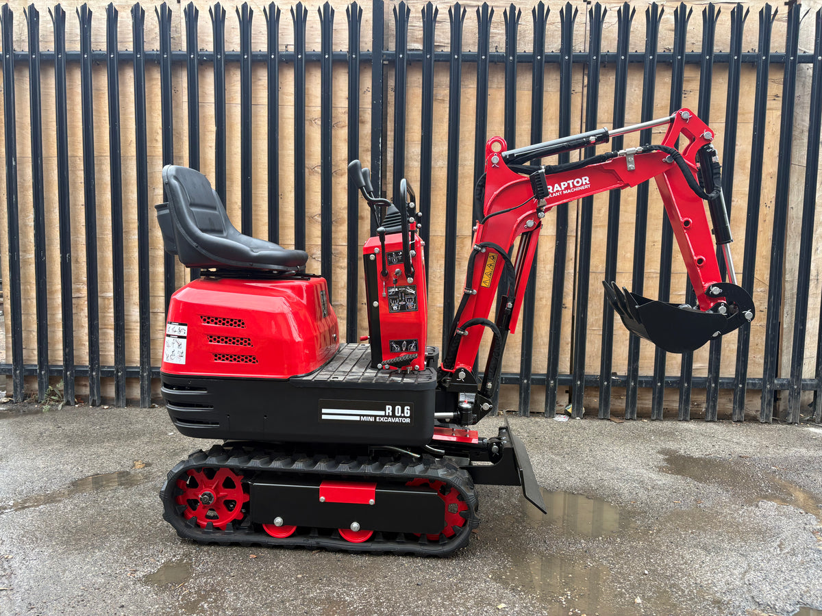 R-0.6 Mini Excavator