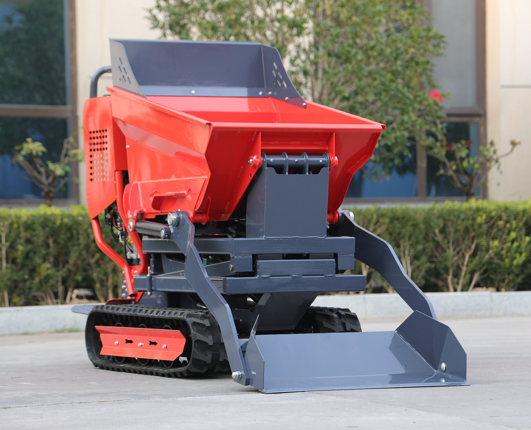 R-B05 Self Loading Tracked Mini Dumper with Hydraulic High Tip *ETA 8th July*