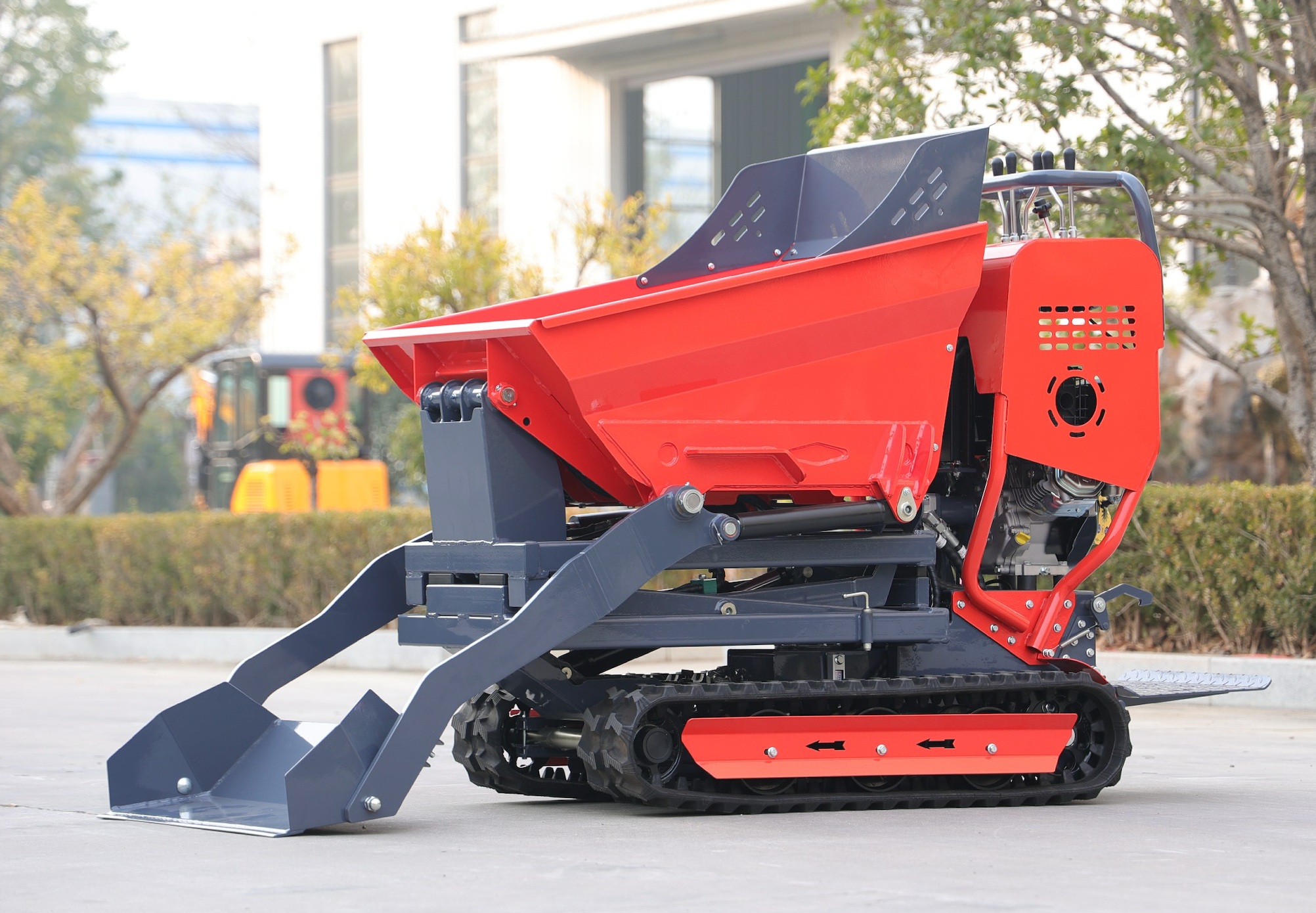 R-B05 Self Loading Tracked Mini Dumper with Hydraulic High Tip *ETA 8th July*